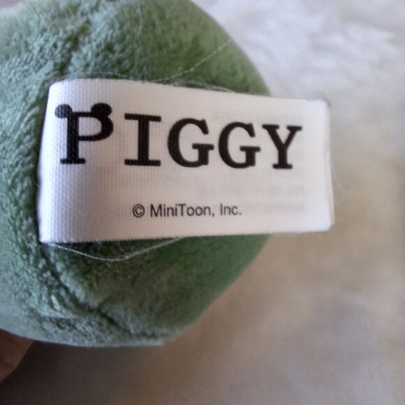 2020 Zompiggy Plush‎ Roblox PIggy Pig Zombie Green Yellow 6" PhatMojo - Picture 4 of 5